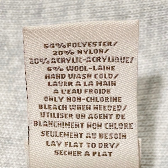 UGG Heather Gray Beanie NWT - Picture 10 of 11